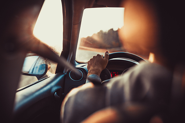 Dos and Don'ts of Driving - Habits That Hinder Safety